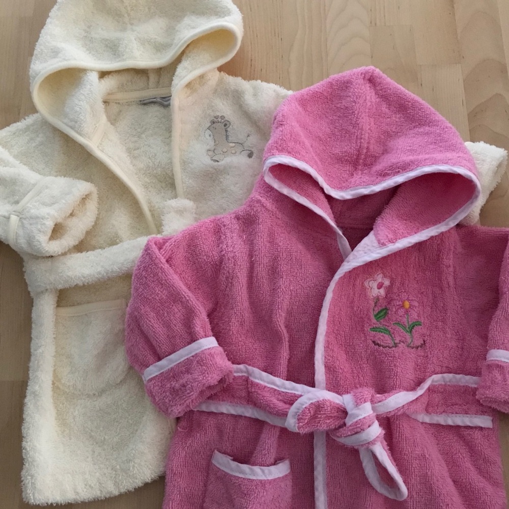 Baby bathrobes